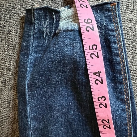 Profile High Rise Skinny Distressed Raw Hem Size 7 NEW - Picture 9 of 10